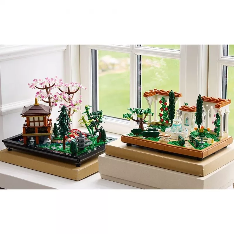 LEGO ICONS 10359 Strūklakas dārzs