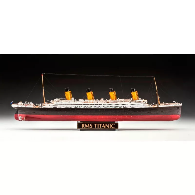 Rv05715 - Revell -1:400 - Dāvanu komplekts - 100 gadi Titanic (speciālizdevums)
