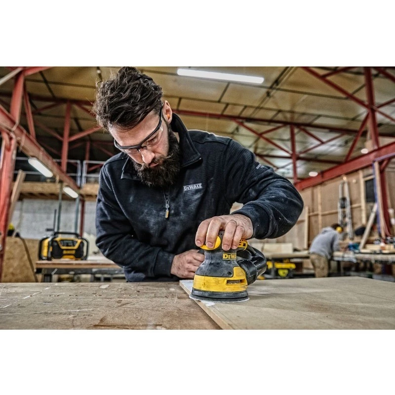 Orbitālais slīpētājs DeWalt DWE6423-QS, 280 W, 8 000–12 000 OPM, 2,6 mm orbīta, 1,28 kg