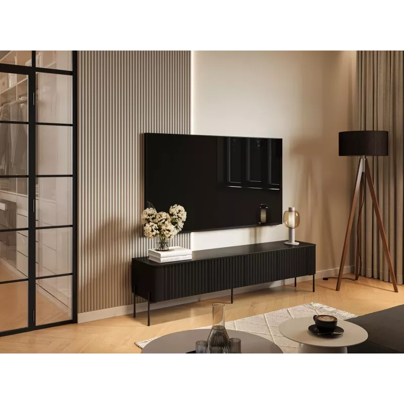 TV skapis cama meble VERA 190x40x50 cm — matēti melna virsma un rāmis