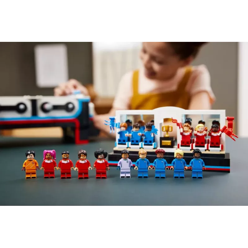 LEGO IDEAS 21337 Galda futbols