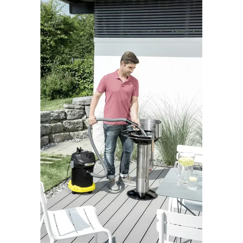 Sausais putekļsūcējs Karcher AD 4 Premium — 17 L, 600 W, bez maisa, metāla šļūtene, hromēta caurule