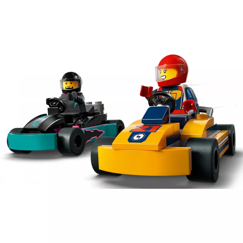 Konstrukciju rotaļlieta LEGO 60400 City Go-Karts with Racers – spēles komplekts ar miniatūrfigūrām un transportlīdzekļiem