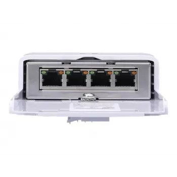 Slēdzis UBIQUITI NanoSwitch Gigabit Ethernet PoE, 4x Gigabit RJ-45, 4x PoE porti, 36 W budžets, 24 V līdzstrāva