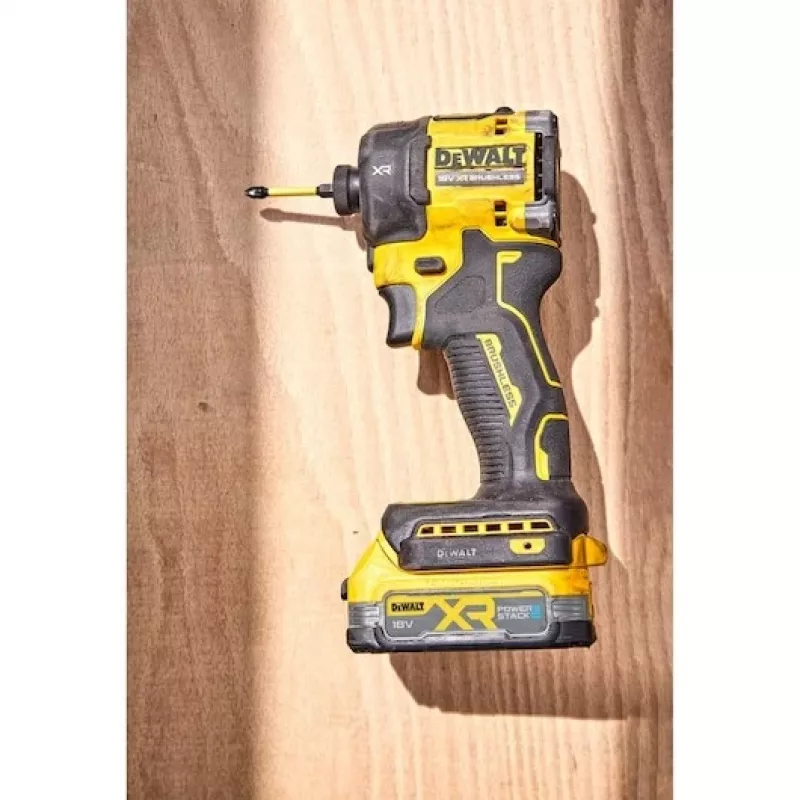 DeWALT DCF870E2T-QW triecienuzgriežņatslēga 1/4 3000 RPM 56 N⋅m melna, dzeltena 500 W 18 V