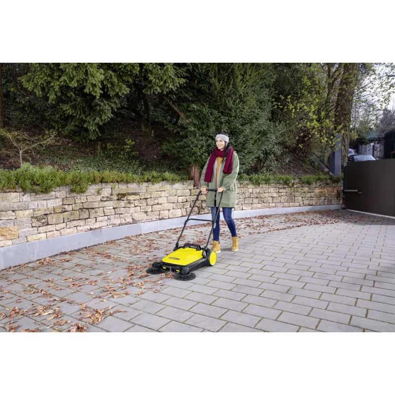 Kärcher 1.766-360.0 S4 Twin Sweeper 680mm Efektīvs ergonomisks instruments