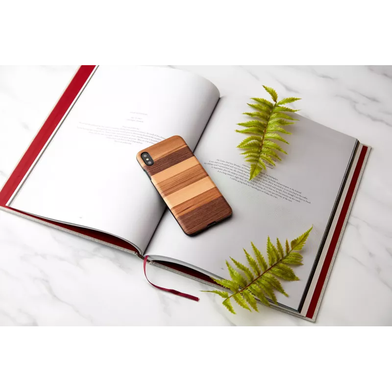 Man and wood viedtālruņa maciņš iPhone XS Max — melns