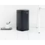 Brabantia 113741 atkritumu tvertne 12 l apaļa melna (11 37 41)