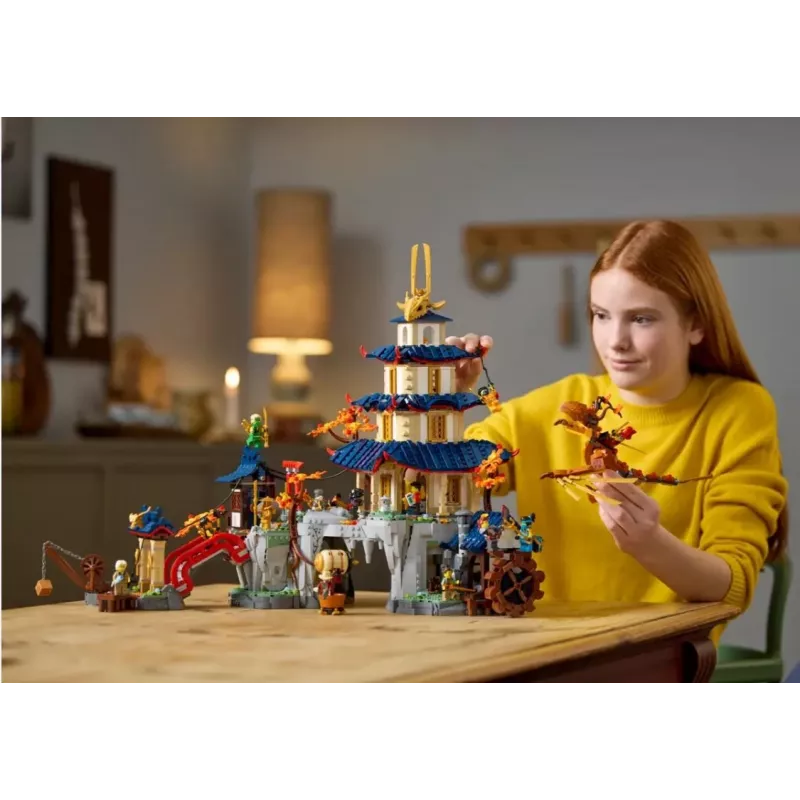 Ninjago 71814 Turnīra tempļa pilsēta