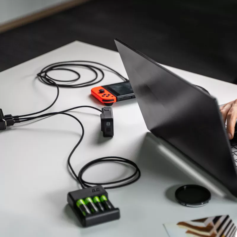 USB-C kabeļu komplekts zaļa Cell GC Ray — USB A uz USB C 3 garumi (30 cm, 120 cm, 200 cm), USB PD, 480 Mbps, 2,4 A, melns