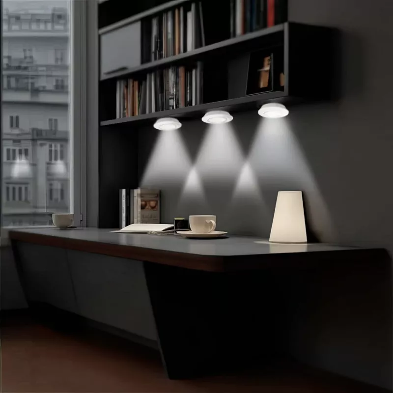 Maclean Energy MCE165 Tālvadības LED lampu komplekts, AAA baterijas, 6 gabali komplektā