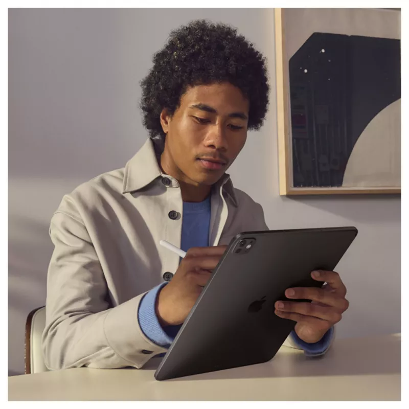 iPad Pro 11 M5, Space Black, 2TB, Wi-Fi + Cellular, standarta stikls