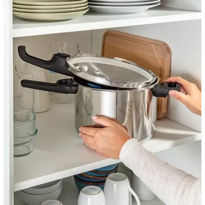 Spiediena katls Tefal SECURE TRENDY 6L ar nerūsējošā tērauda tvaicēšanas grozu, piemērots indukcijas plītīm