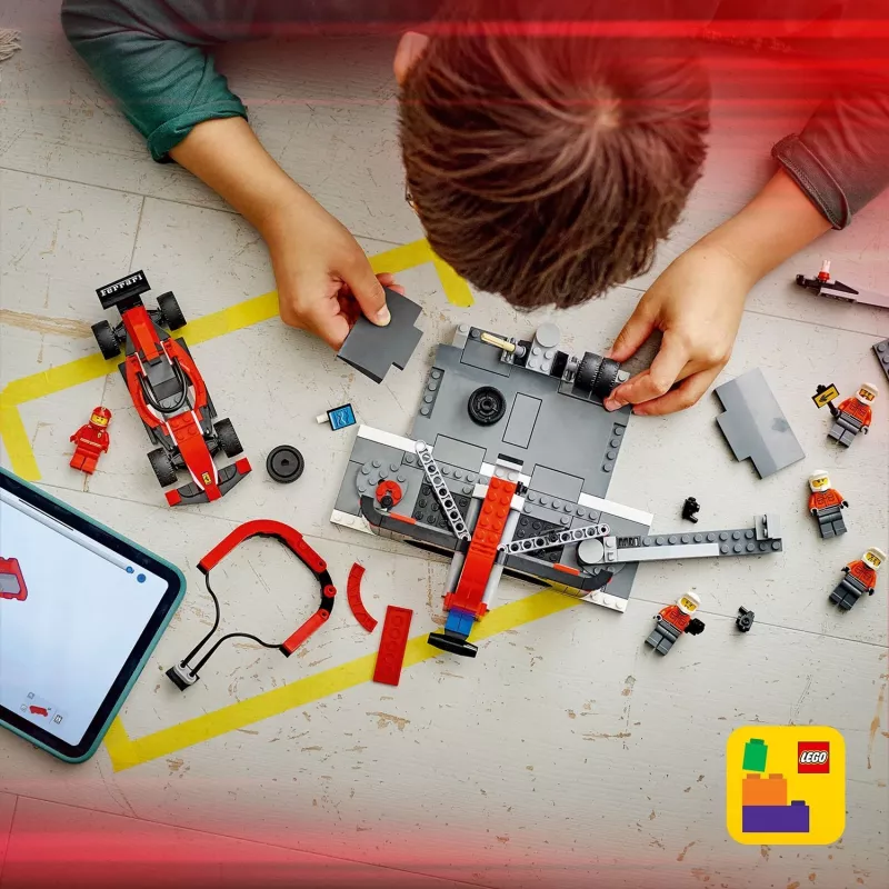 LEGO City F1 boksu pieturas komplekts 60443 — Ferrari F1 auto, 322 detaļas, 5 minifigūras, vecums 6+