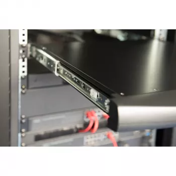 Digitus 19 collu HD LCD KVM konsole, 16 portu HDMI, Šveices klaviatūra