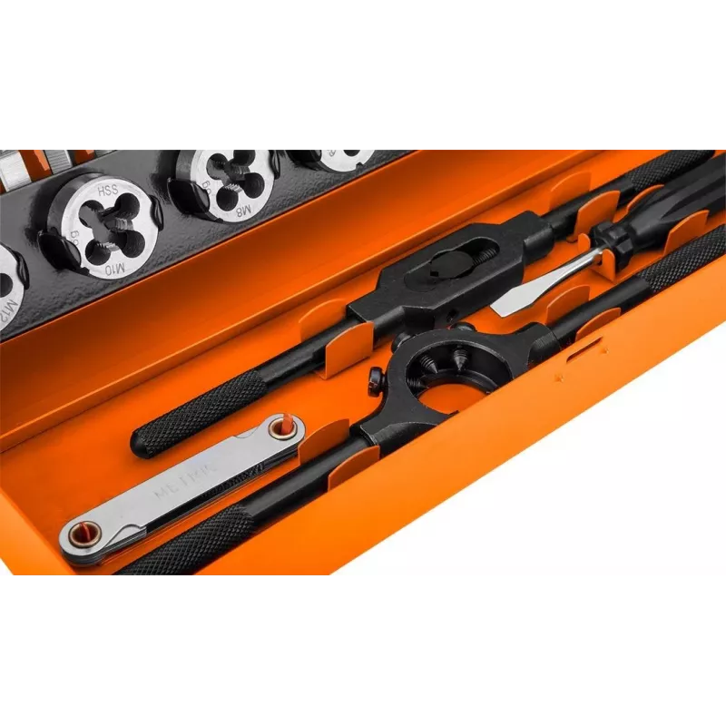 Vītņgriešanas rīku komplekts NEO tools 12-915 709 g