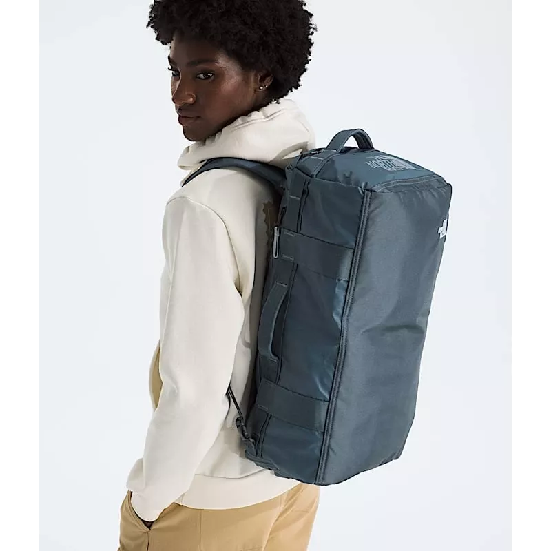 Ceļojuma soma The North Face Base Camp Voyager Duffel 32L - pelēka/sarmas pelēkā