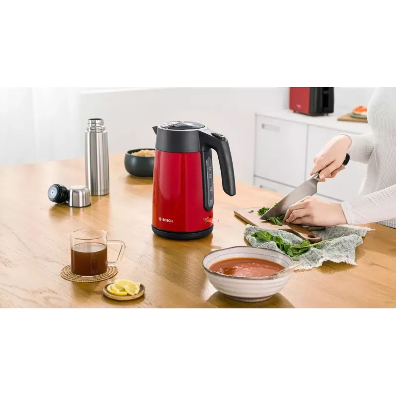 Elektriskā tējkanna Bosch TWK7L464 — 1,7 L tilpums, 2400 W, sarkana, plastmasas korpuss