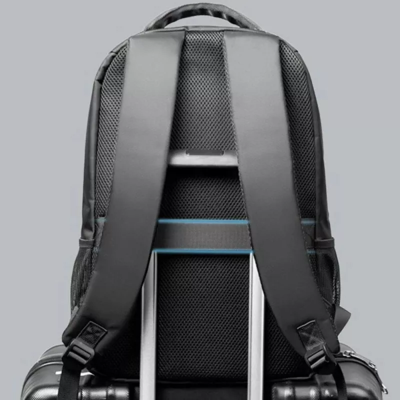 Mugursoma Vention KRLB0 — 27 L, Oxford, ūdensizturīga, ietilpina līdz 15,6 collu klēpjdatoru, 300×450×200 mm