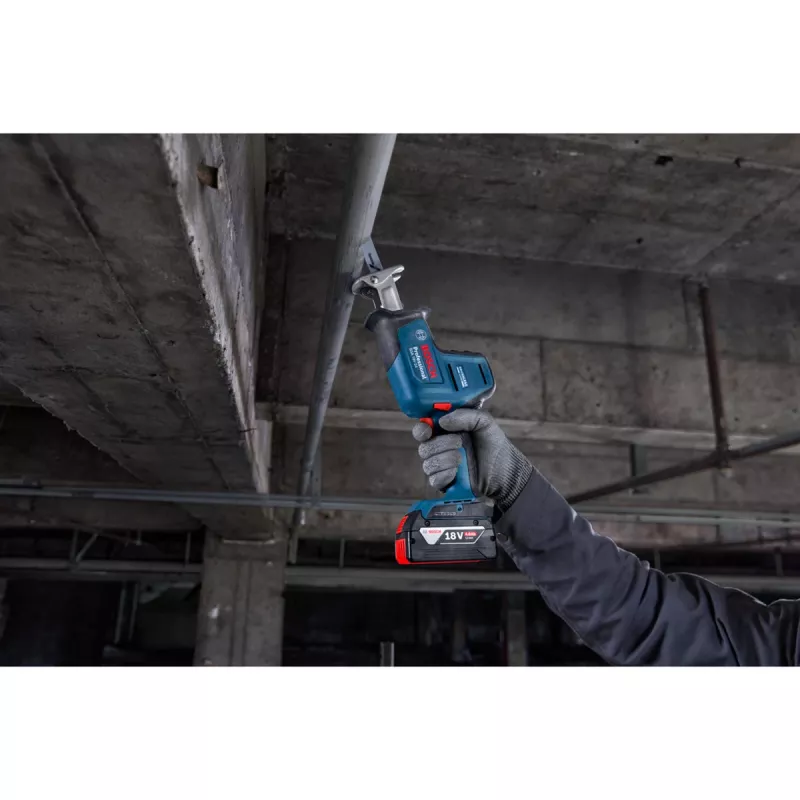 Virzuļzāģis Bosch GSA 18V-24 Professional 18V bezvada, tikai instruments, zils/melns
