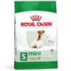 Sausā suņu barība Royal Canin Mini Adult 8+ Senior ar mājputnu gaļu un rīsiem, dārzeņiem, 8 kg, mazu šķirņu suņiem (5–10 kg)