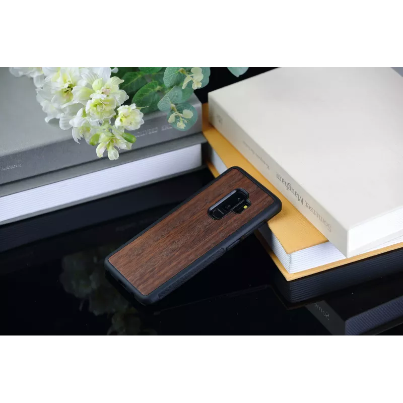 Viedtālruņa maciņš no koka Galaxy S9 Plus, koalas raksts, melns