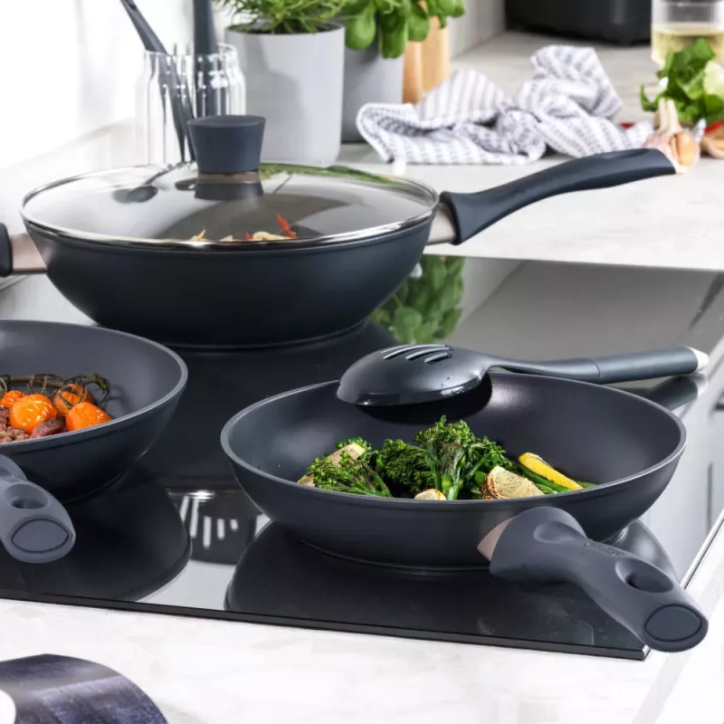 Cepamā panna Salter BW12258EU7 24 cm ar nepiedegošu pārklājumu