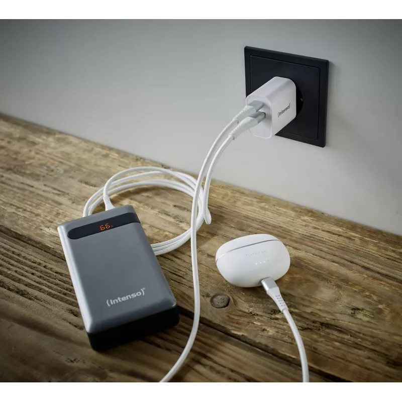 Iekštelpu lādētājs Intenso POWER ADAPTER USB-A/USB-C/7803012 Ātrā uzlāde 20V