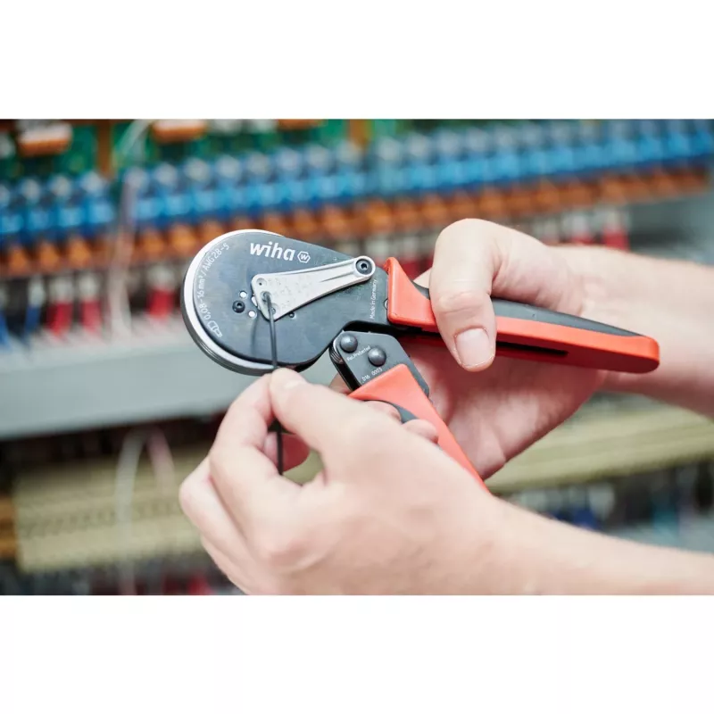 Wiha 41246 kabeļu presēšanas instruments, melns, sarkans
