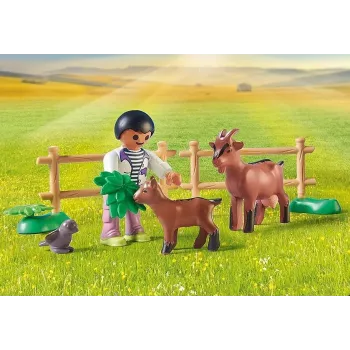 Playmobil 71442 Lauki: Traktors ar piekabi un ūdens tvertni Svaiga raža fermā Mācīšanās par vidi Jautra iztēles lomu spēle