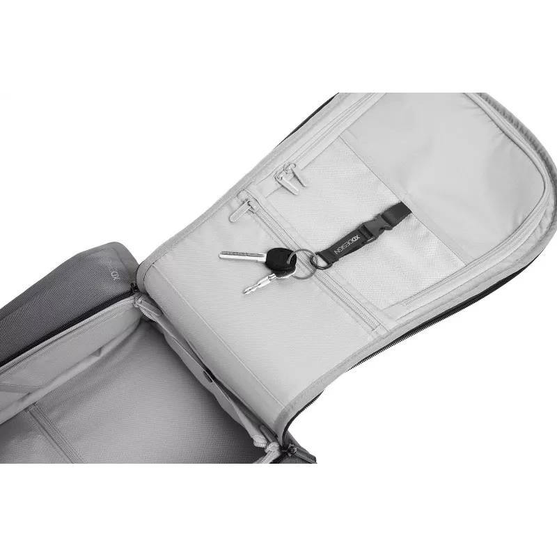 Mugursoma XDDESIGN Bizz pelēka P705.932 — ūdensizturīga, viegla pilsētas mugursoma