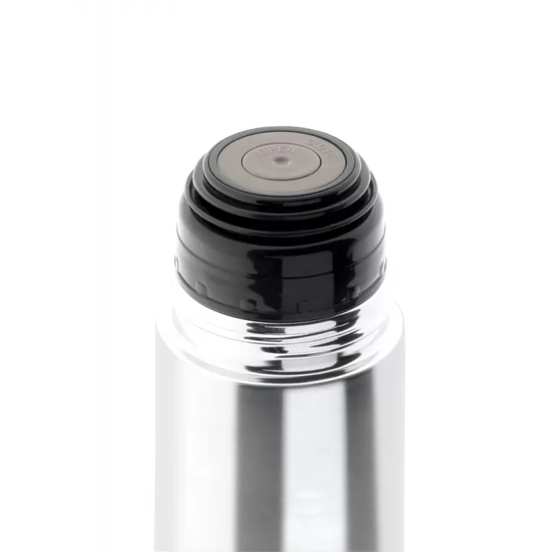 Termoss JATA MOD. 836 0,5 L melns