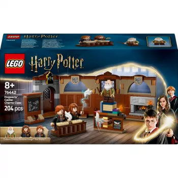 Būvēšanas komplekts LEGO Harry Potter Cūkkārpas pils Burvestību nodarbība 76442 — 204 detaļas, 3 minifigūras, vecumam 8+