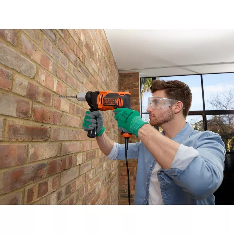 Melns & Decker BEH850K 3100 rpm keyless