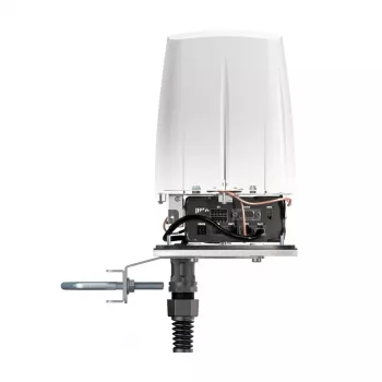 Daudzvirzienu antena QuWireless A955S 7 dBi