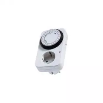 Ikdienas taimeris Bachmann 24h 1x Schuko 16A/230V~/3680W Balts