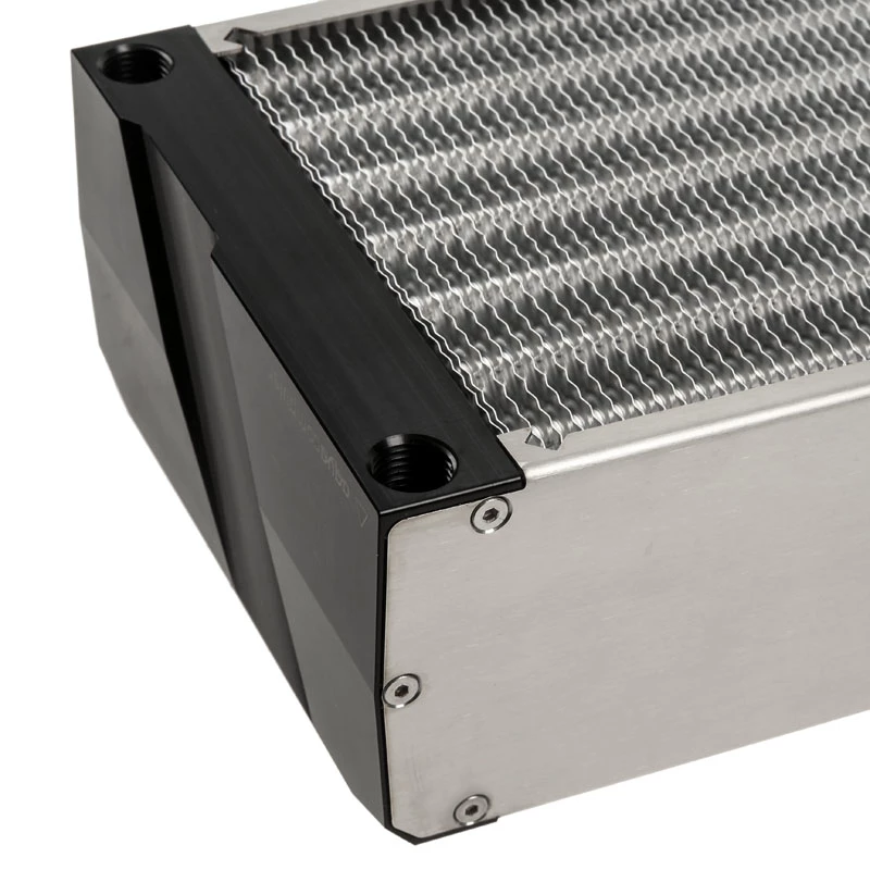 Radiatora bloks Aqua-Computer 33706 — alumīnijs/varš/nerūsējošais tērauds, 320×140×73 mm, pelēks/sudrabains