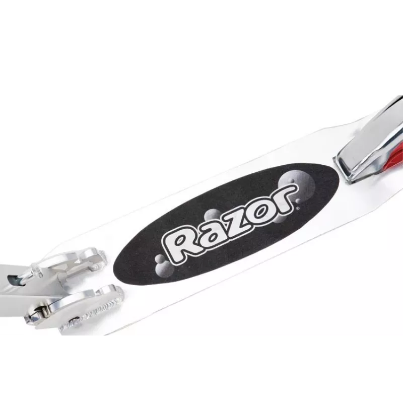Kick scooter Razor A5 Lux — alumīnijs, 20 cm poliuretāna riteņi, salokāms, regulējams augstums, maks. slodze 100 kg, melns