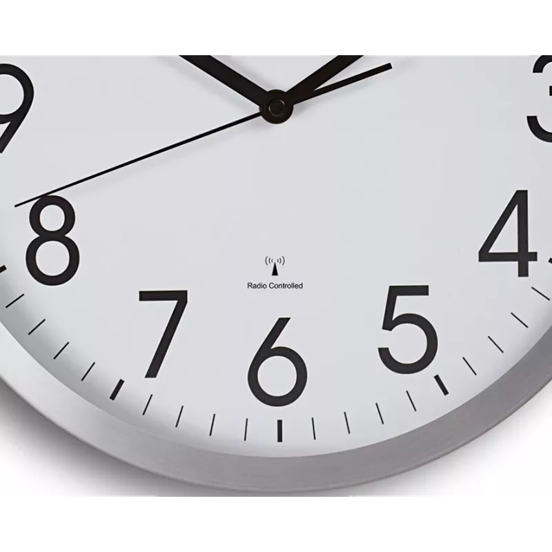MAUL Wanduhr MAULmove - AA - 1,5 V - Alumīnijs - Balta - Alumīnijs - Stikls - 35 mm (9063008)