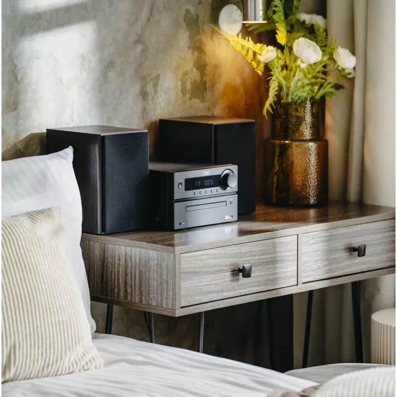 Mini Hi‑Fi stereo sistēma Adler AD 1917 — Bluetooth V5.3, CD/USB/MP3, 2×25W RMS, FM uztvērējs, 4 joslu EQ, AUX, melna