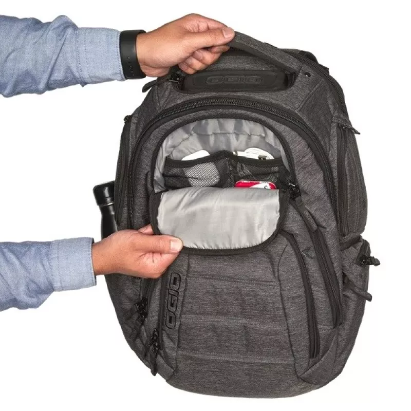 Ogio Mugursoma Renegade RSS Melna P/N: 111059_03
