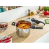 Spiediena katls Tefal SECURE TRENDY 6L ar nerūsējošā tērauda tvaicēšanas grozu, piemērots indukcijas plītīm