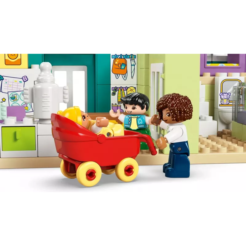 LEGO DUPLO 10470 3-in-1 Modernā ģimenes māja ar figūrām