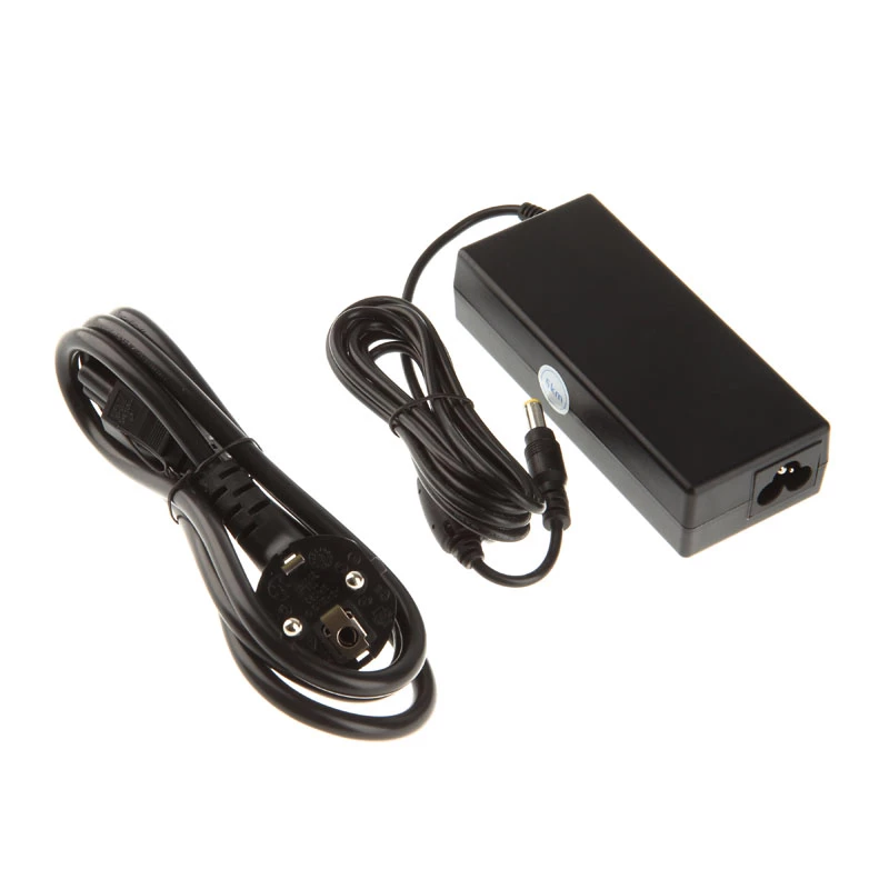 Strāvas adapteris Akasa 65W NUC un mini-ITX