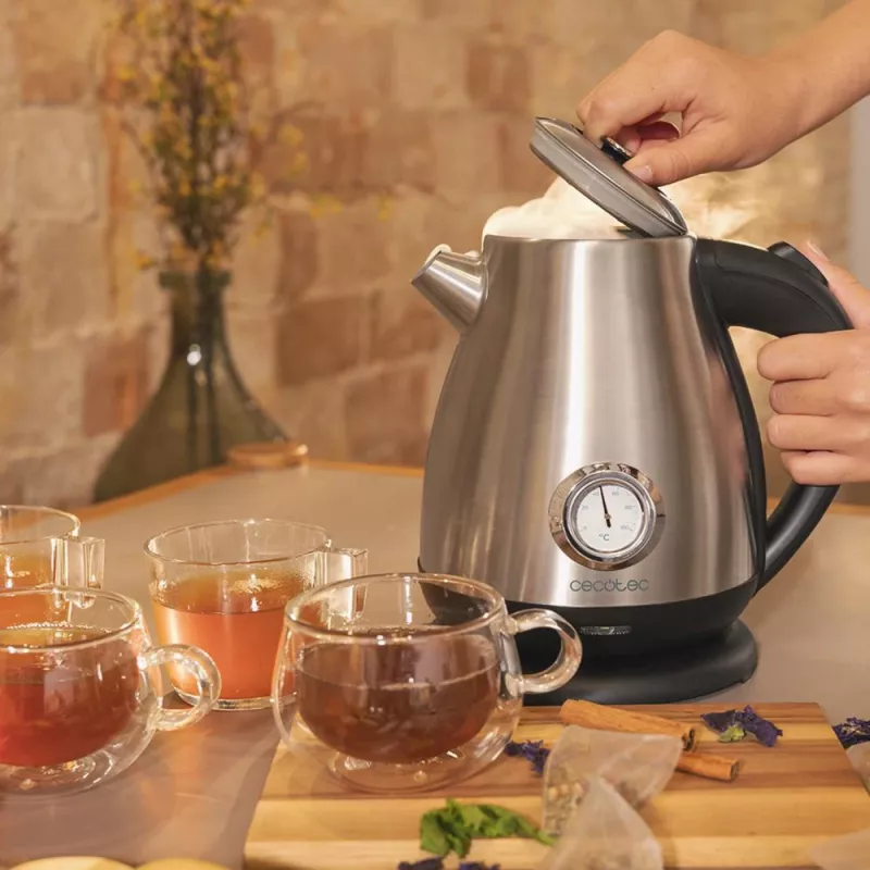 Cecotec Thermosense 620 Retro Steel Elektriskā tējkanna 1,7 L 2200 W Nerūsējošais tērauds