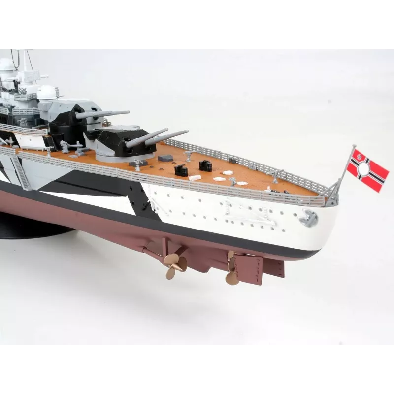Plastmasas kuģa modelis REVELL Tirpitz 1:350 mērogā