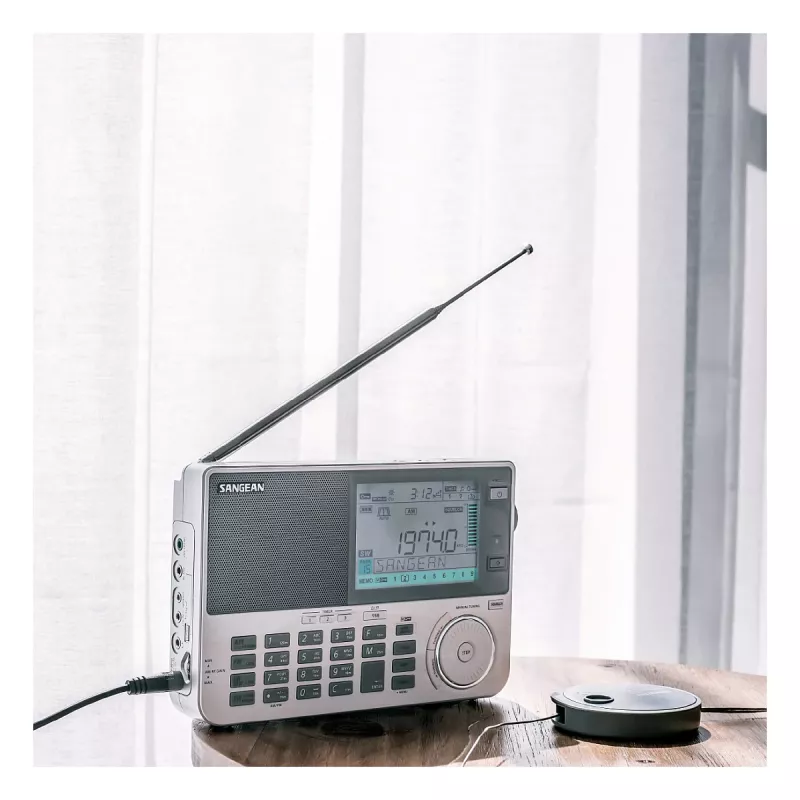 Portatīvais radio Sangean ATS-909 X2 — balts — AM FM SW digitālā regulēšana