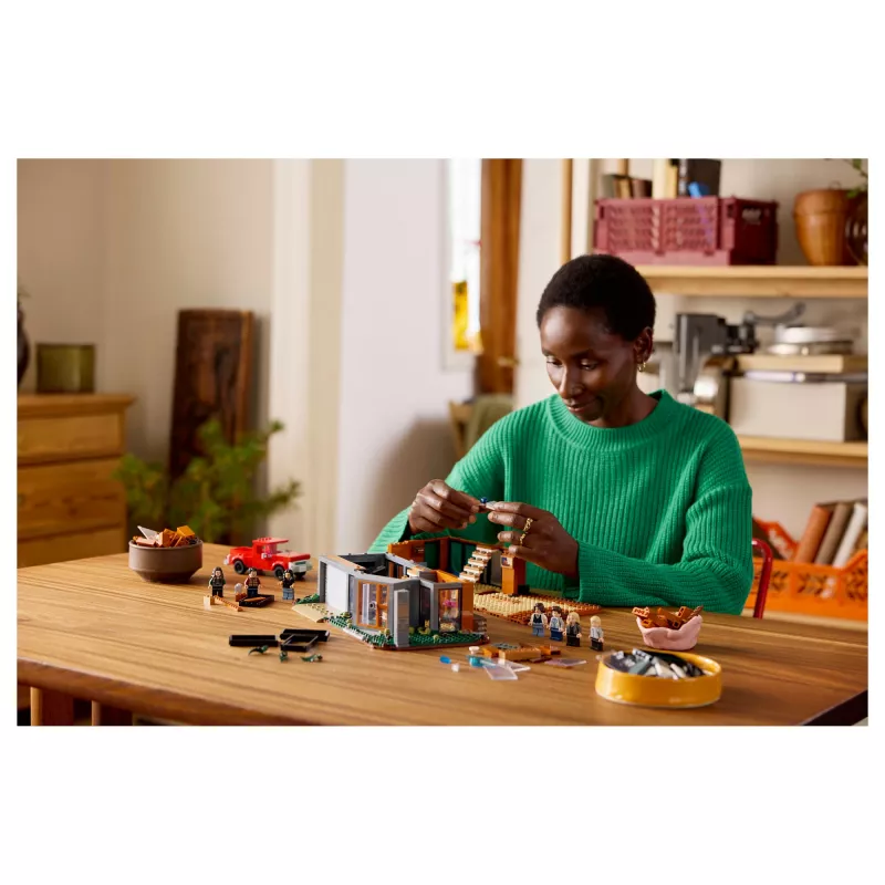 LEGO Cullen māja 21354 Ideas modelis — 1000+ detaļu modulārs būvkomplekts