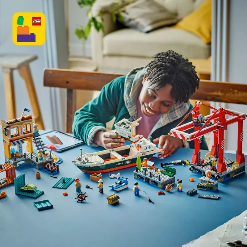 LEGO CITY 60422 Ostas piestātne ar kravas kuģi