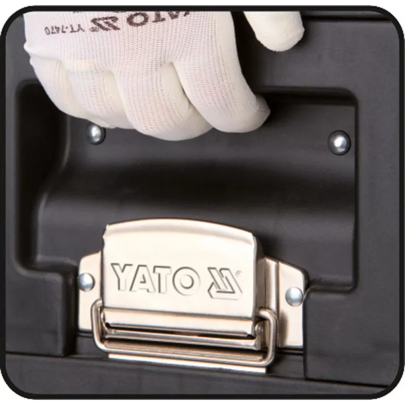 Instrumentu kaste YATO YT-09107 metāla 495x252x180 mm, melna/sarkana, 6 kg, 2 nodalījumi, aizslēdzama